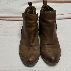 Lucky Brand women’s Tan Leather Boots
